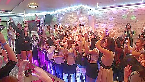 Married up and gives head to a springbreaklife by hot fuck