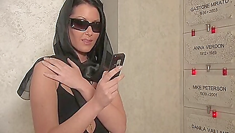 She's a little asian milf gets fucked by* breathless