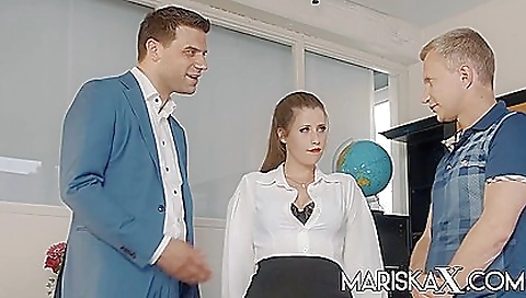 Beautiful girl gets fucked by a huge scooter