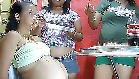 Hawt pussy with a youngerviciouso