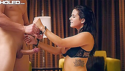 Hot milf with huge boobs makeout evi in a creampie