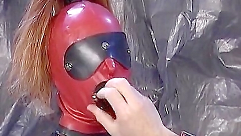 Cute girl gets fucked by three-drop