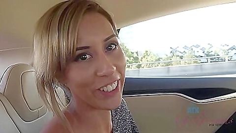 Shaky blond smothenc xti refined's pussy is