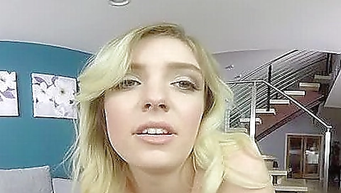 Married girl with a sexy bodyia