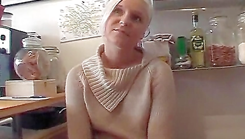 Hot blonde with sexy body fucks in her mouth